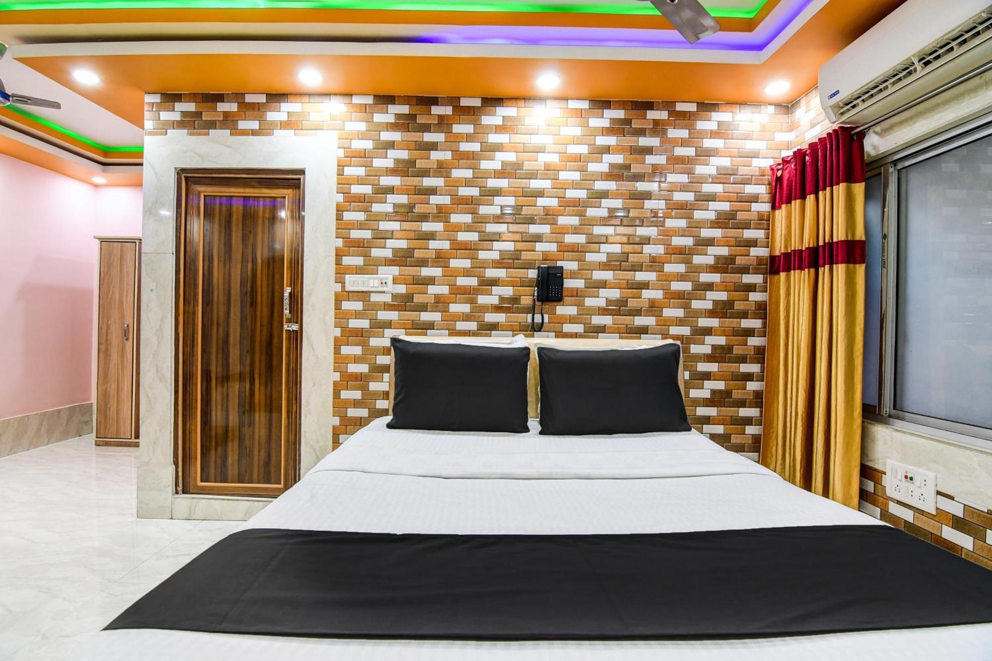 Super Collection O Raj Guest House Near Kolkata Airport Gauripur  Exterior photo