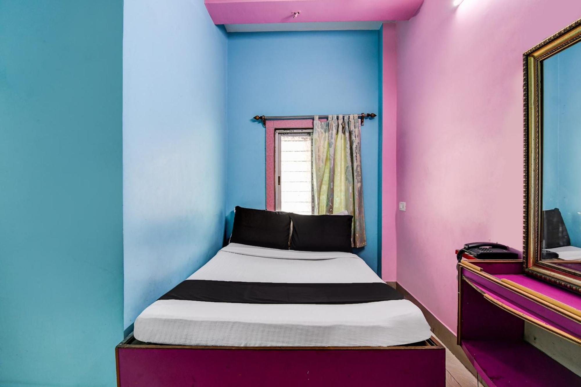Super Collection O Raj Guest House Near Kolkata Airport Gauripur  Exterior photo